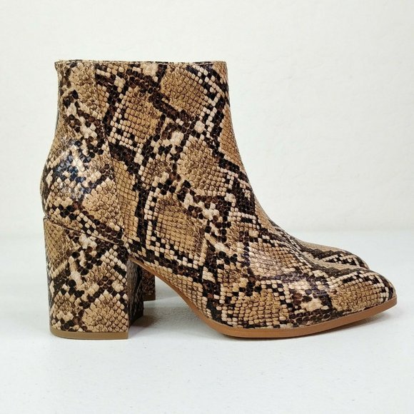 Steve Madden Women's Pointed Toe Block Heel Boot T - Picture 1 of 12